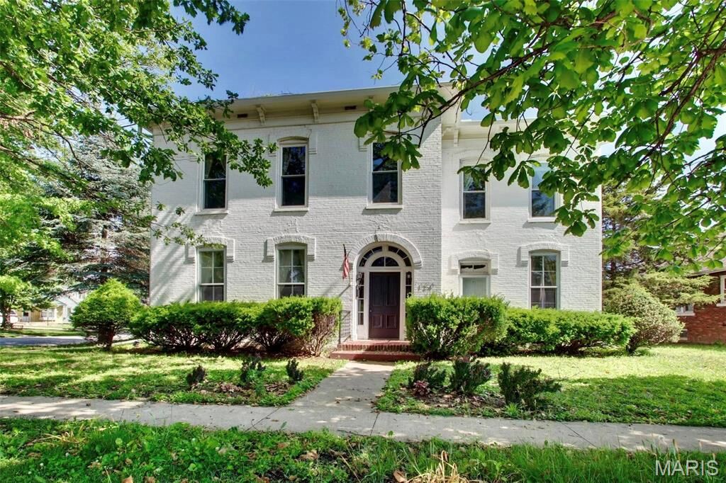 Property Photo:  124 W Ross Street  MO 63461 