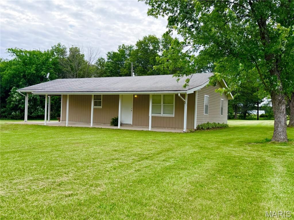 Property Photo:  22731 Hayes Road  MO 63436 