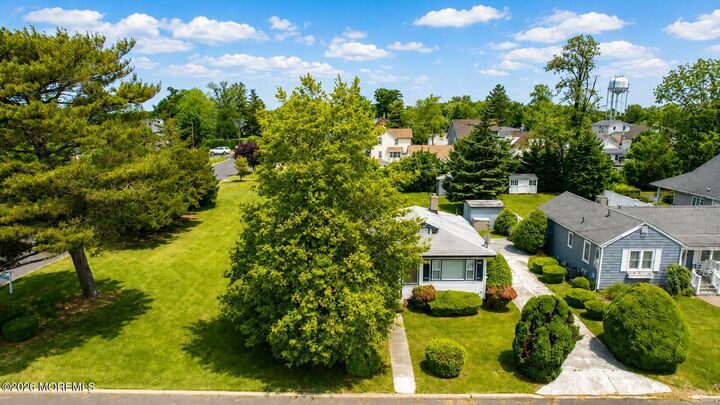 Property Photo:  574 Central Avenue  NJ 07762 