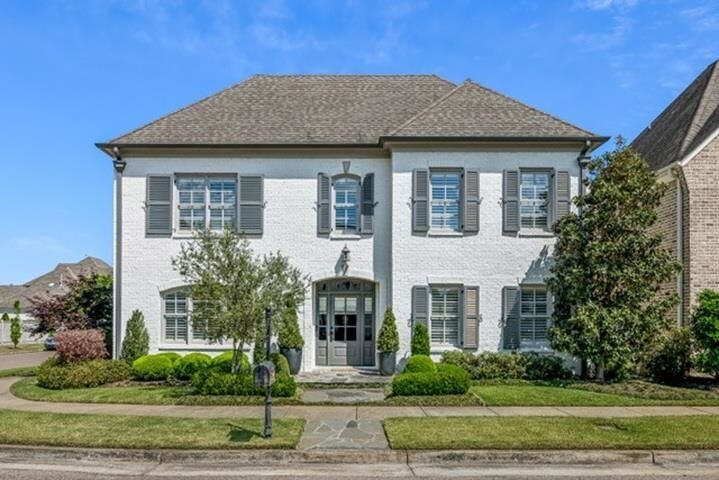 Property Photo:  1842 Enclave Green Ln W  TN 38139 