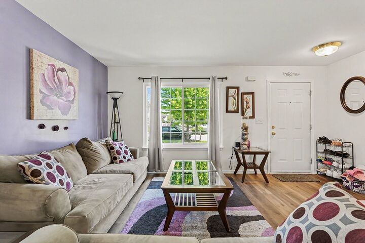 Property Photo:  2913 Meadowview Lane  IL 60538 