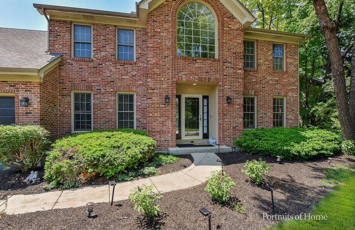 Property Photo:  