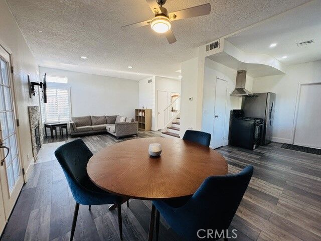 Property Photo:  39779 Oak Cliff Drive  CA 92591 