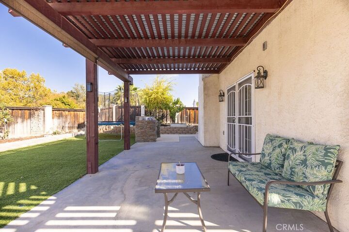 Property Photo:  39779 Oak Cliff Drive  CA 92591 