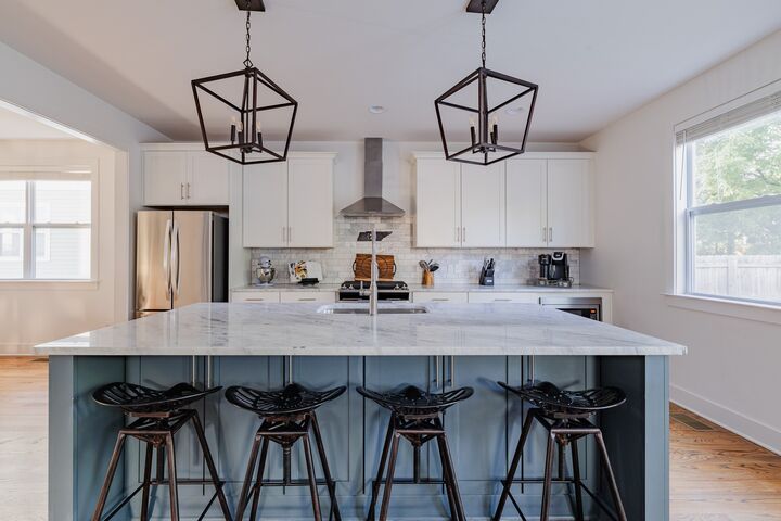 Property Photo:  60 Twin St  TN 37209 