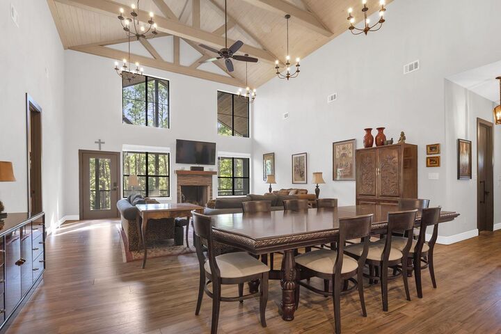 Property Photo:  167 Ashbrook Ln  TX 75931 