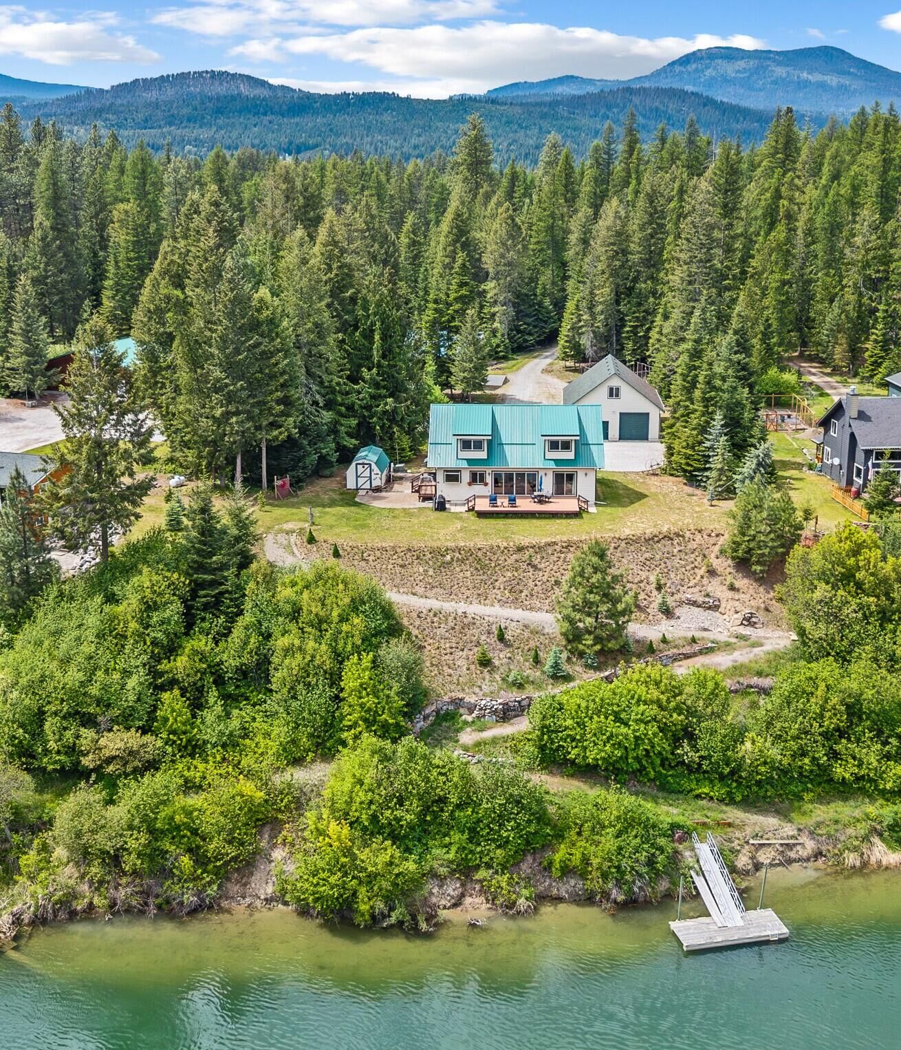Property Photo: 85 N River Ranch Rd WA 99139