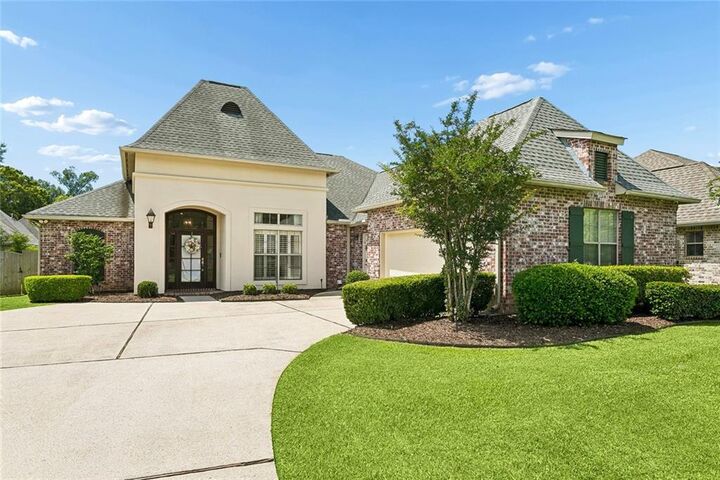 Property Photo: 257 Coquille Lane LA 70447