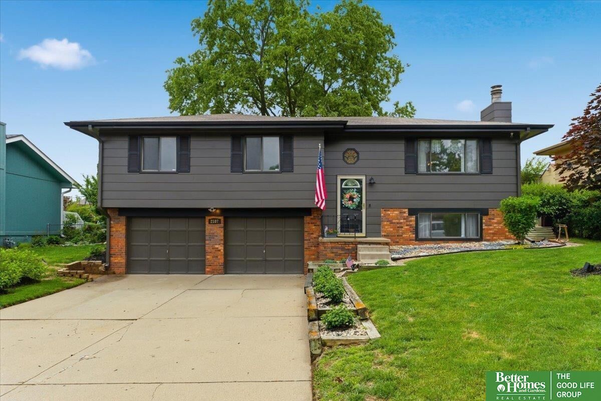 Property Photo:  2107 Whitted Drive  NE 68123 