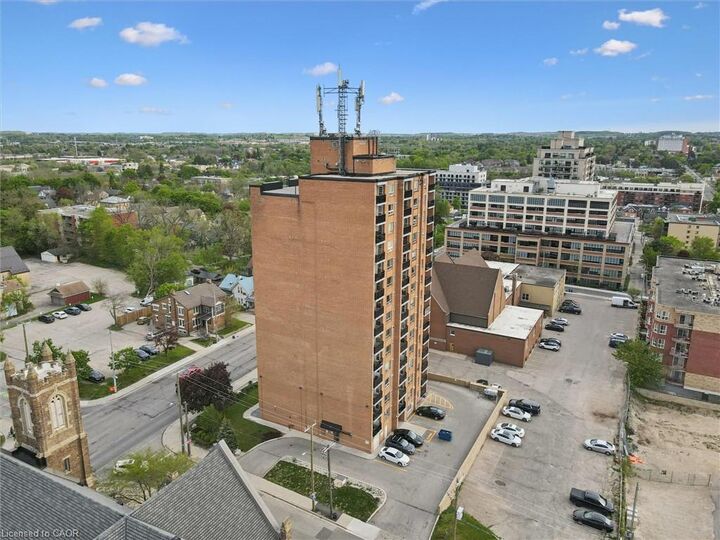 Property Photo:  64 Benton Street 304  ON N2G 4L9 