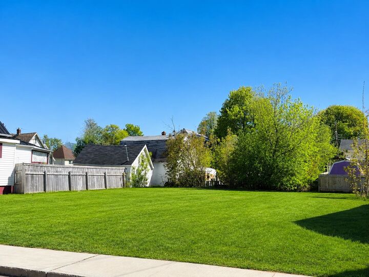 Property Photo:  164 Carvell Street  PE C1N 4Z5 