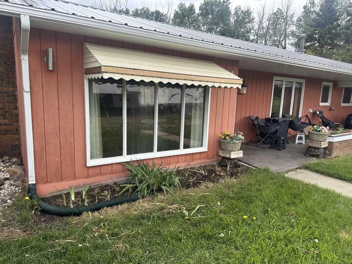 Property Photo: 32276 Highway 2 A AB T4H 1T8