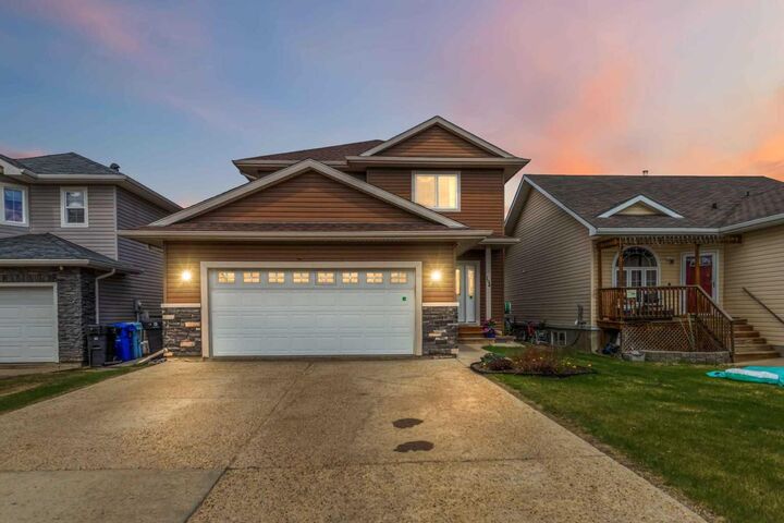 Property Photo:  194 Nelson Lane  AB T9K 2S9 