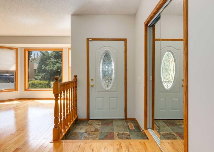 Property Photo:  108 Sanderling Rise NW  AB T3K 3B3 