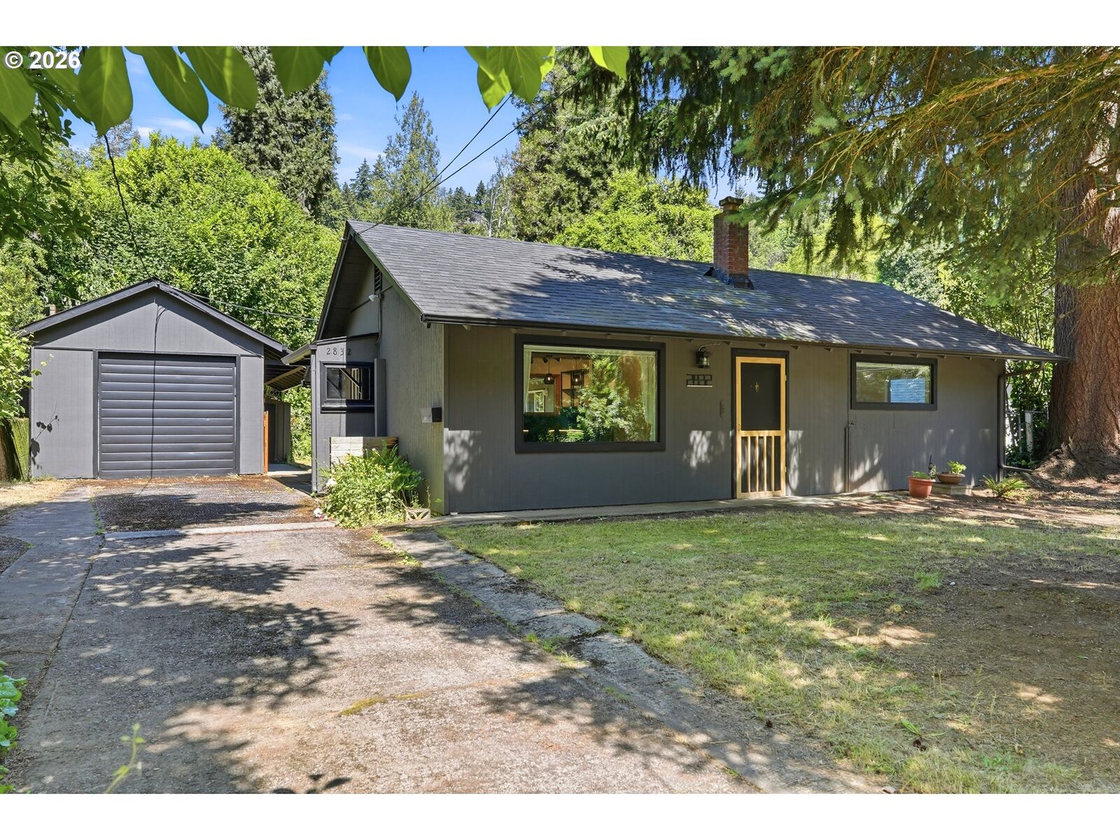 Property Photo: 2832 NE Fremont Dr OR 97220