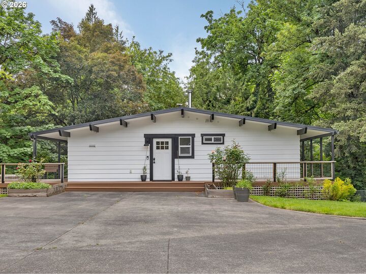 Property Photo:  19306 NW 11th Ave  WA 98642 
