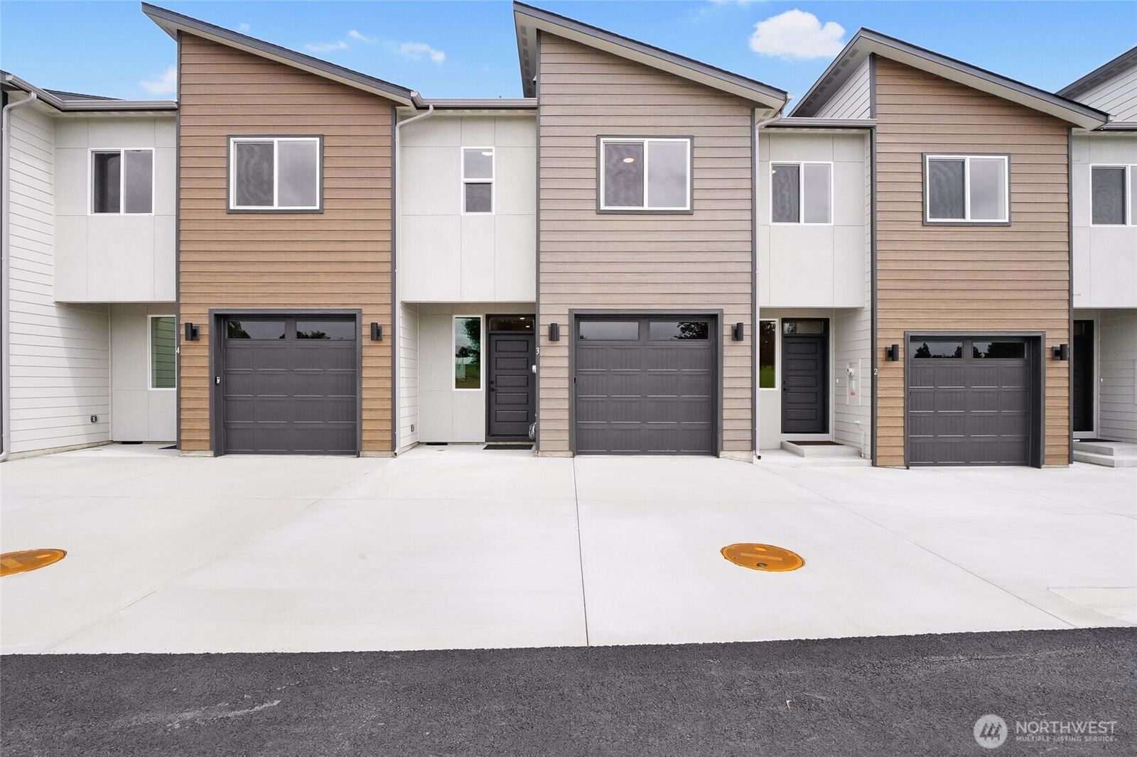 Property Photo:  6398 NE Melby Way 3  WA 98837 