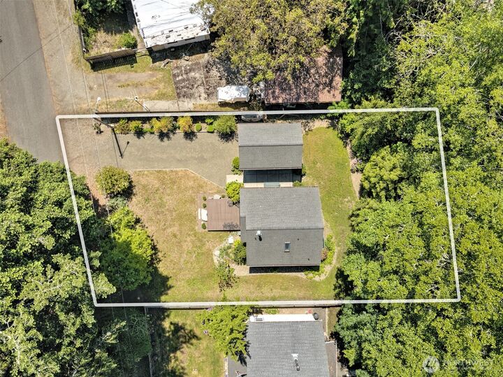 Property Photo:  31 NE  Spar Tree Drive  WA 98588 