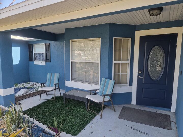 Property Photo: 701 SW Sarazen Avenue FL 34953
