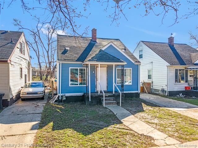 Property Photo:  8040 Plainview Avenue  MI 48228 