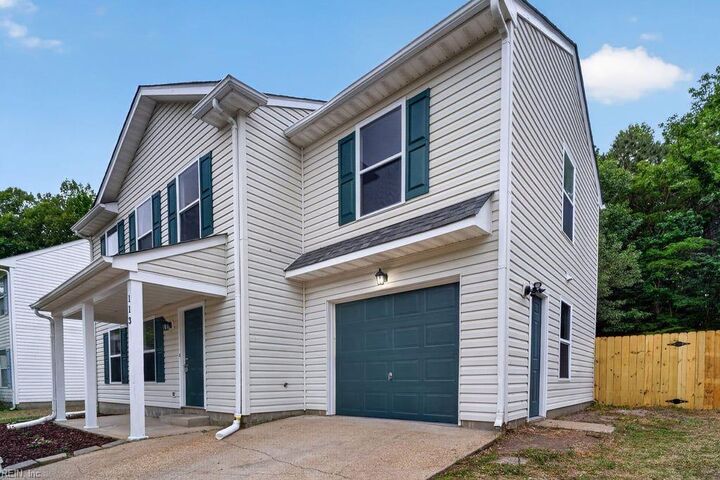 Property Photo: 113 Low Ridge Rd VA 23185