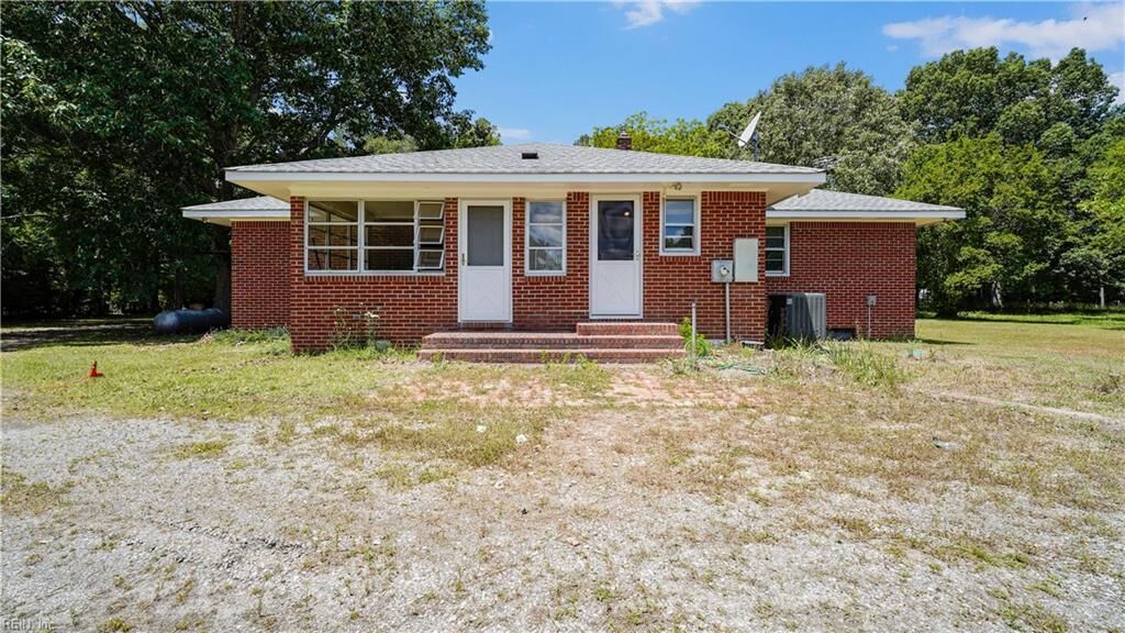 Property Photo:  4649 Backwoods Rd  VA 23322 