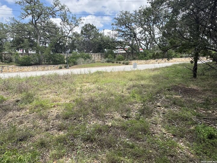 Property Photo:  82 Percival  TX 78230 