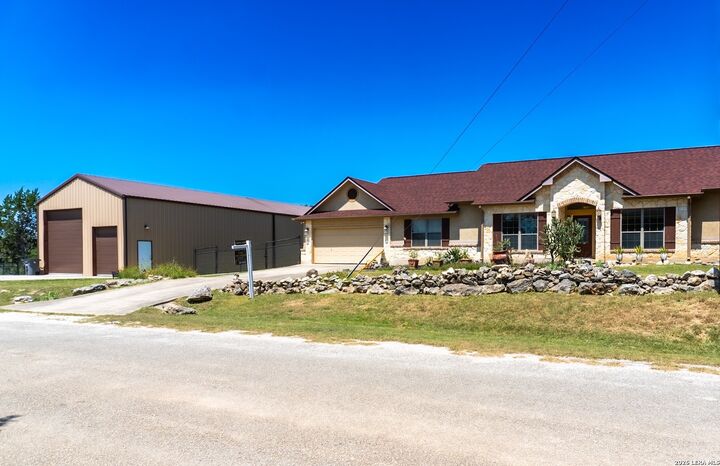 Property Photo:  265 Firewheel Dr  TX 78003 