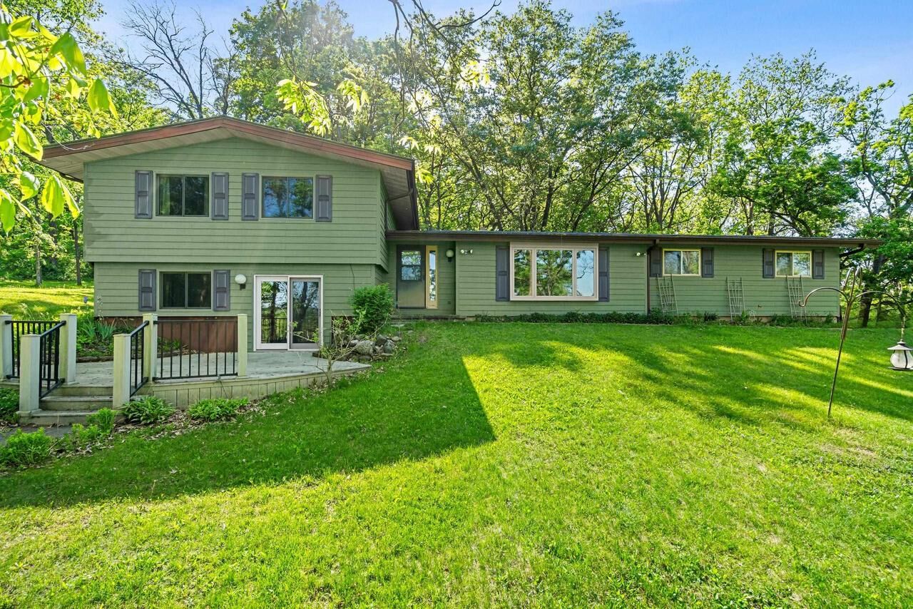 Property Photo: N6219 Sunnyside Road WI 54941