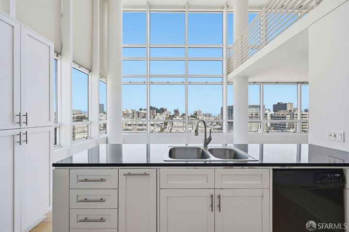 Property Photo:  1388 Gough Street 1301  CA 94109 