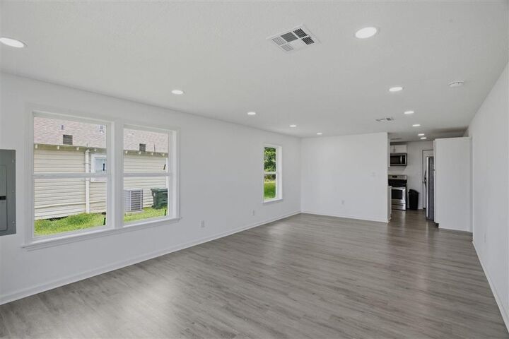 Property Photo: 2915 Creole St Street LA 70601