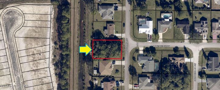 Property Photo: 1354 Amador Avenue NW FL 32907