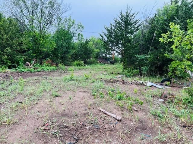 Property Photo:  700 N Michigan  OK 74023 