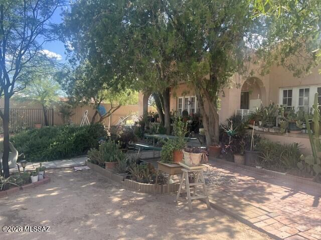 Property Photo: 1137 N 7th Avenue AZ 85705