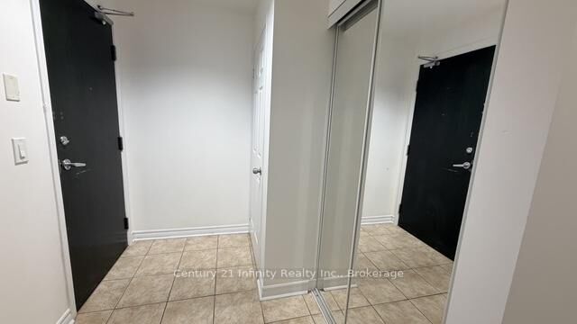Property Photo: 388 Prince Of Wales Drive 1911 ON L5B 0A1