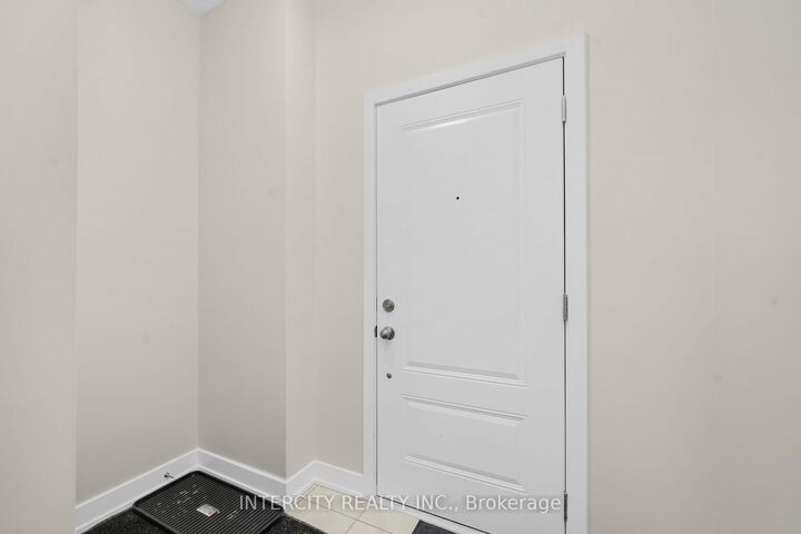 Property Photo: 102 Walden Drive Blk 7 Unit 2 ON L9V 3Y1