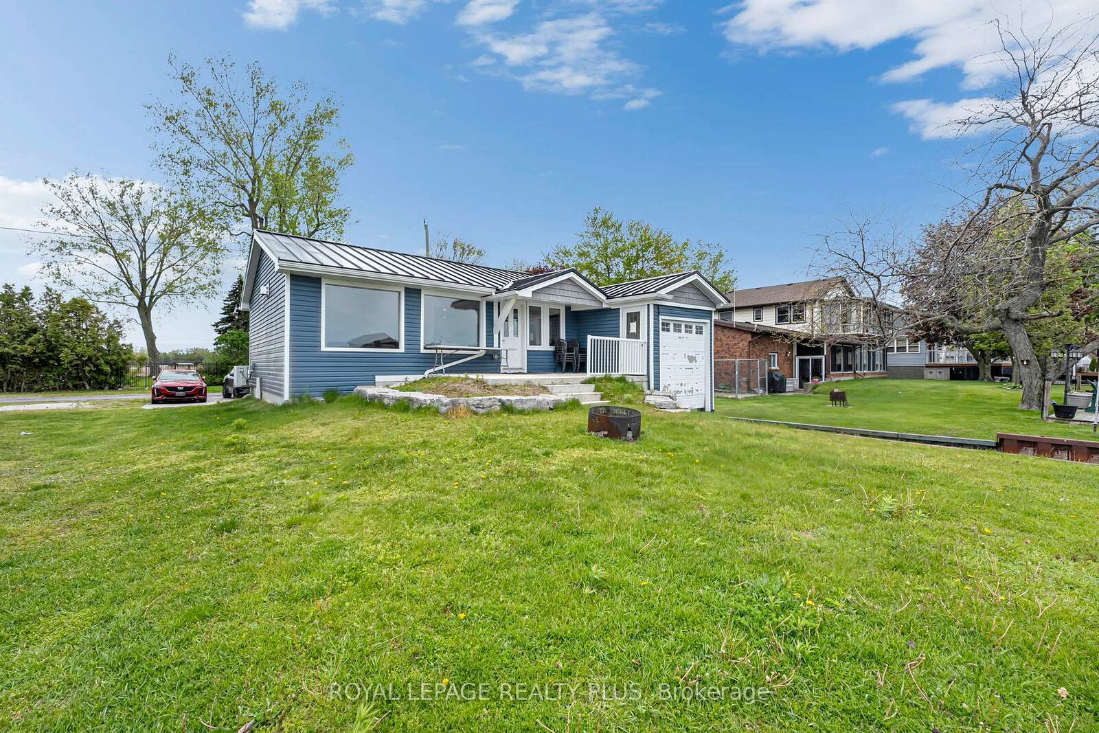 Property Photo: 36 Dickinson Avenue ON N0E 1M0