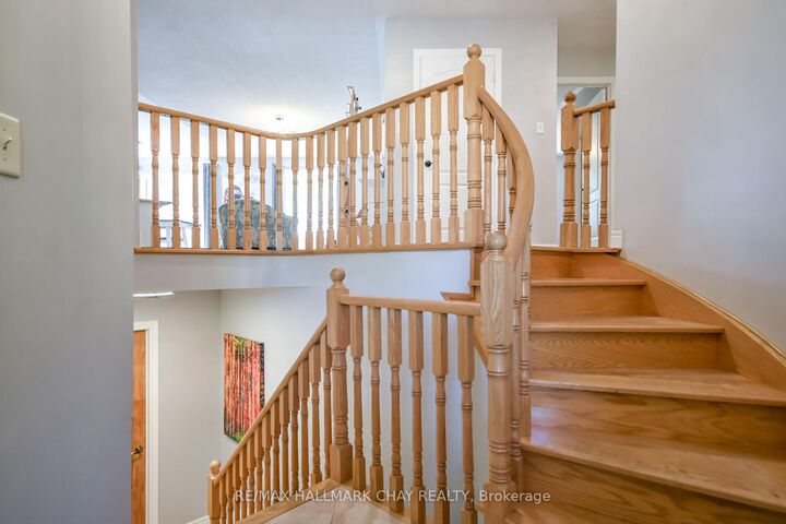 Property Photo:  31 Princess Point Drive  ON L9Z 3C2 