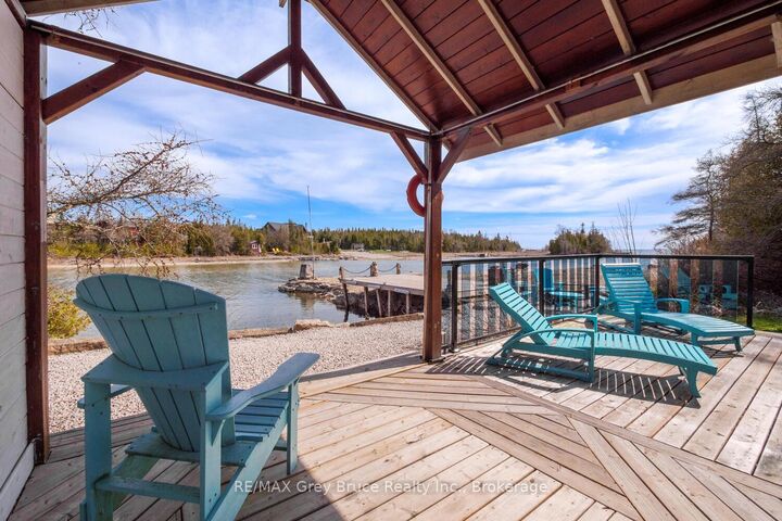 Property Photo: 41 Boyds Harbour Loop ON N0H 1W0