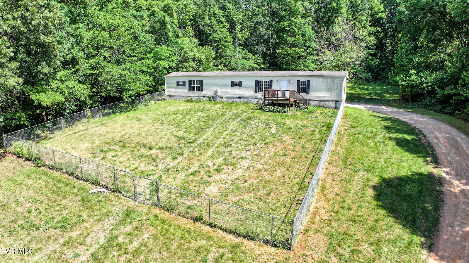 Property Photo:  553 Hartman Lane  TN 37743 