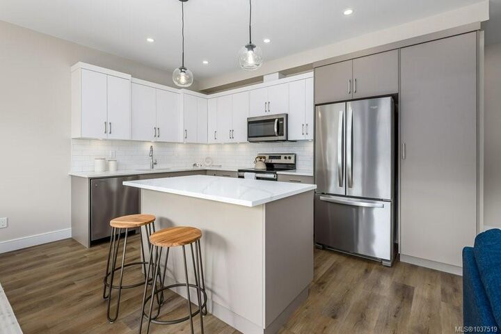 Property Photo: 2580 Brookfield Dr #206 BC V9N 0J8