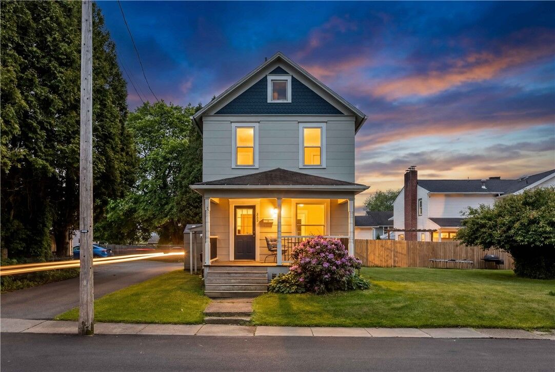 Property Photo:  308 Spruce St  PA 16127 