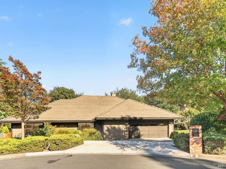 Property Photo:  18 Clement Court  CA 94558 