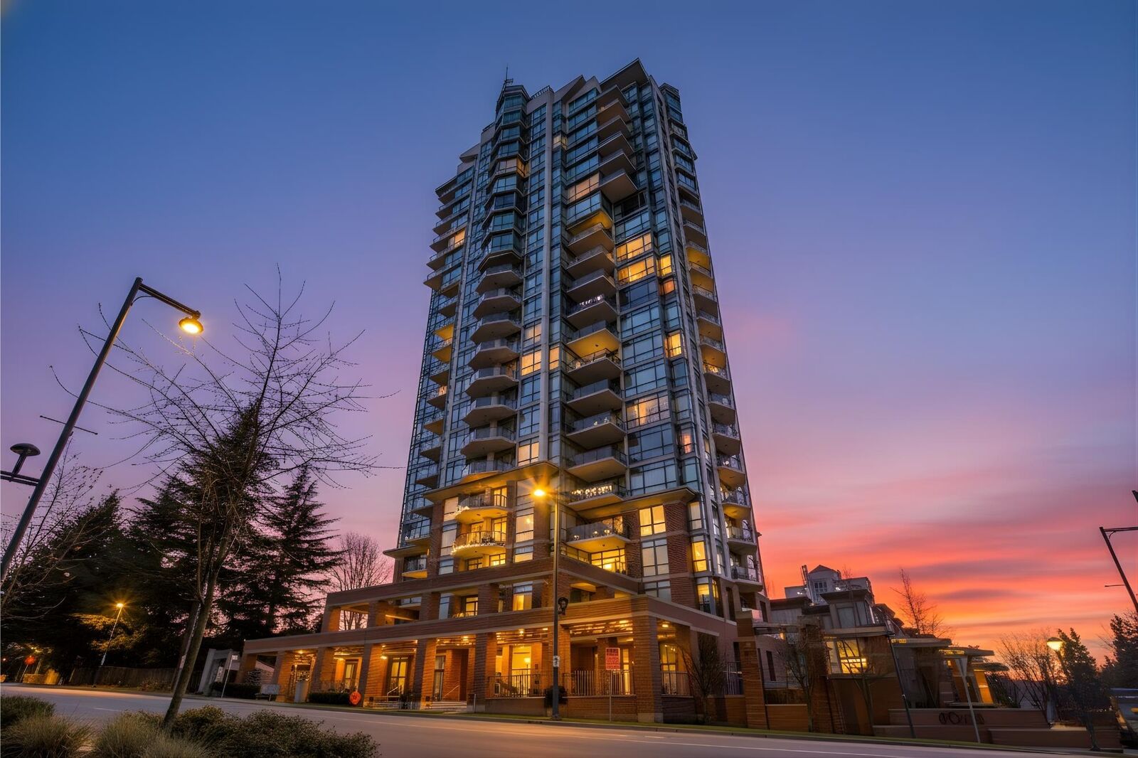 Property Photo: 13399 104 Avenue 2209 BC V3T 0C9