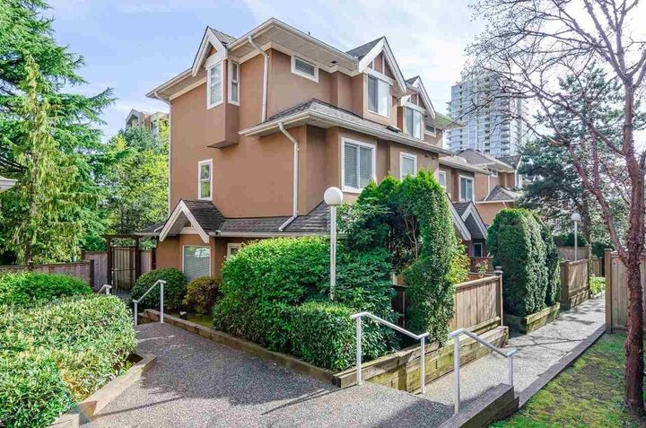 Property Photo: 7488 Salisbury Avenue 6 BC V5E 3A3