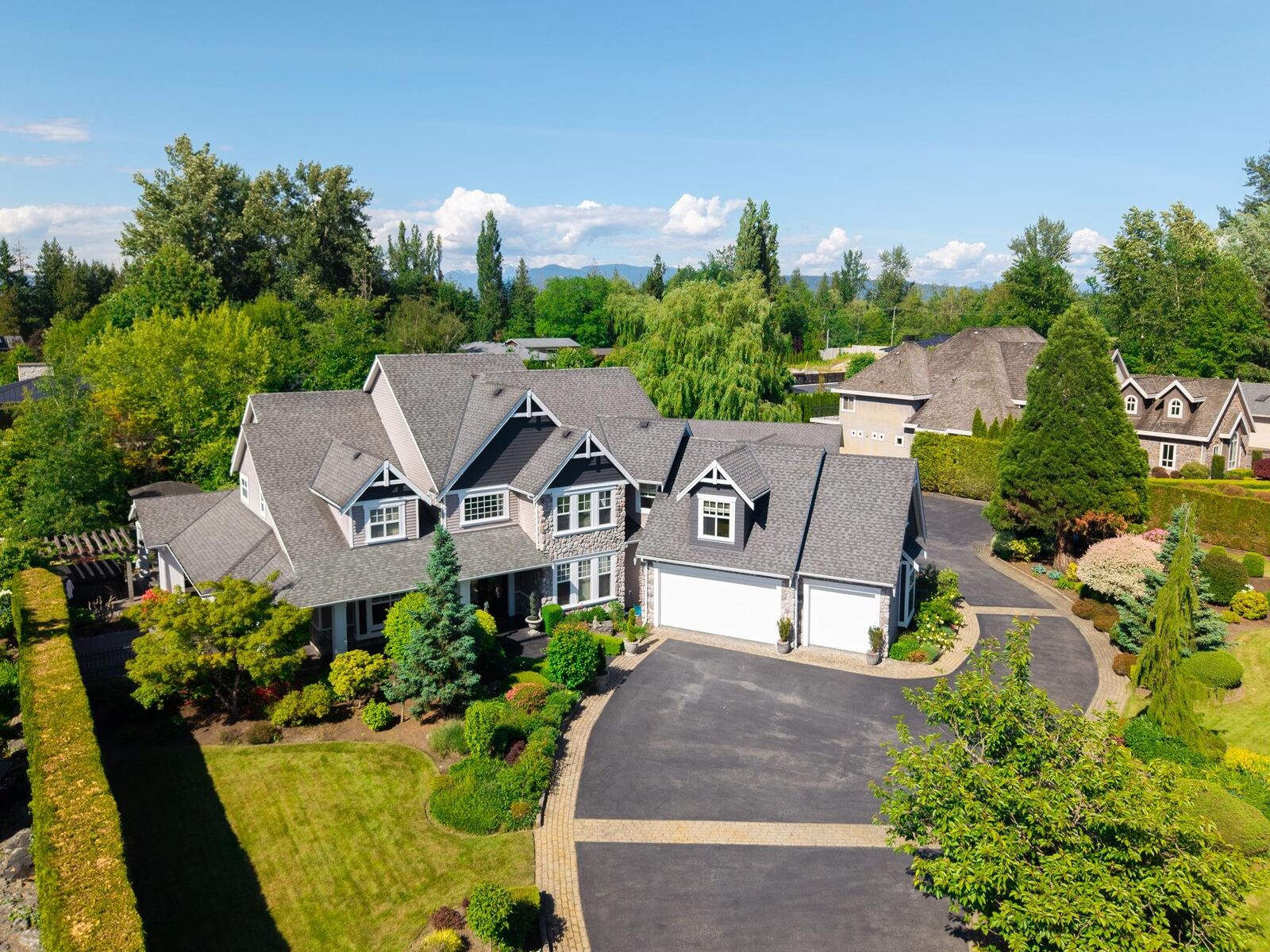 Property Photo: 23133 80 Avenue BC V1M 3R8