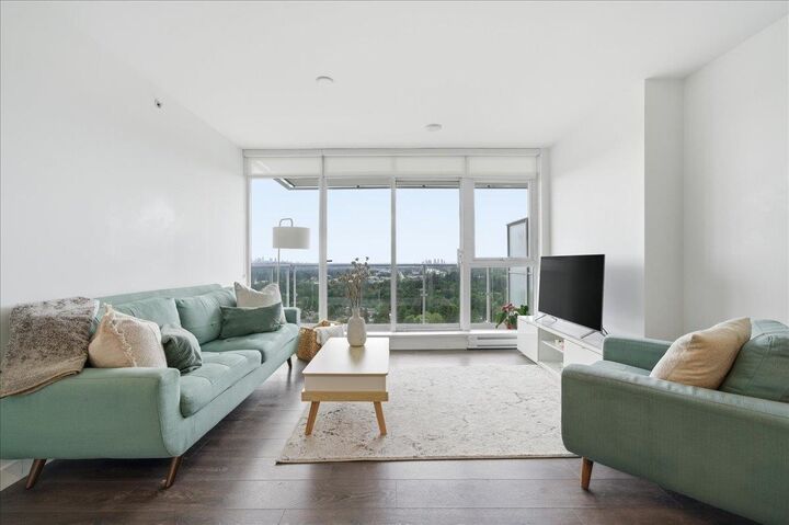 Property Photo: 652 Whiting Way 1904 BC V3J 0K3