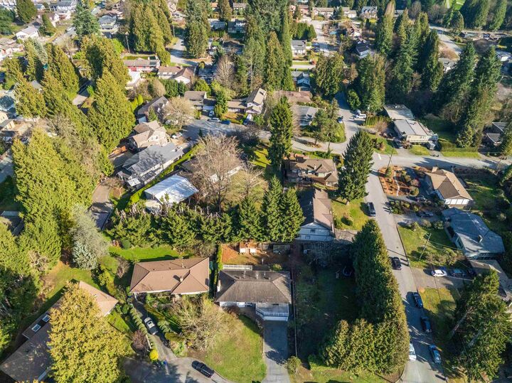 Property Photo: 525 Perth Avenue BC V3J 7V1