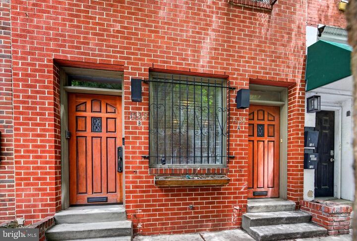 Property Photo: 1539 South Street PA 19146