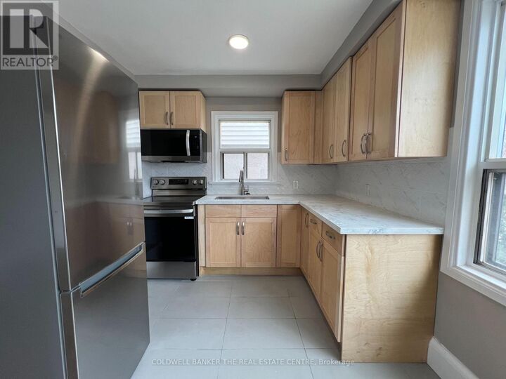 Property Photo:  108 Grandville Avenue 7  ON M6N 4V2 